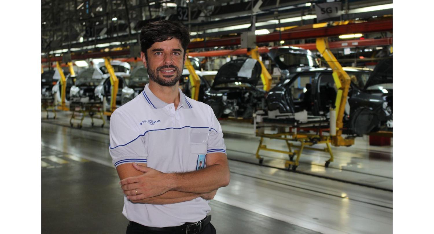 STELLANTIS A FRENTE DO CLUSTER AUTOMOTIVO SULFLUMINENSE EM 2022