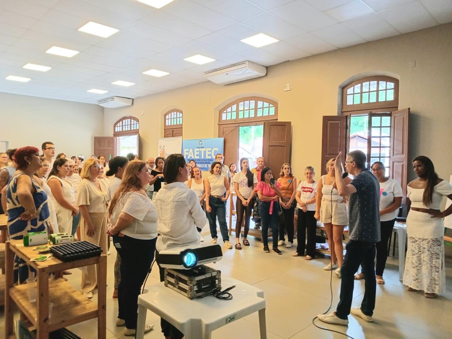 SECRETARIA DE SAÚDE DE PAULO DE FRONTIN REALIZA EVENTO EM ALUSÃO AO JANEIRO BRANCO