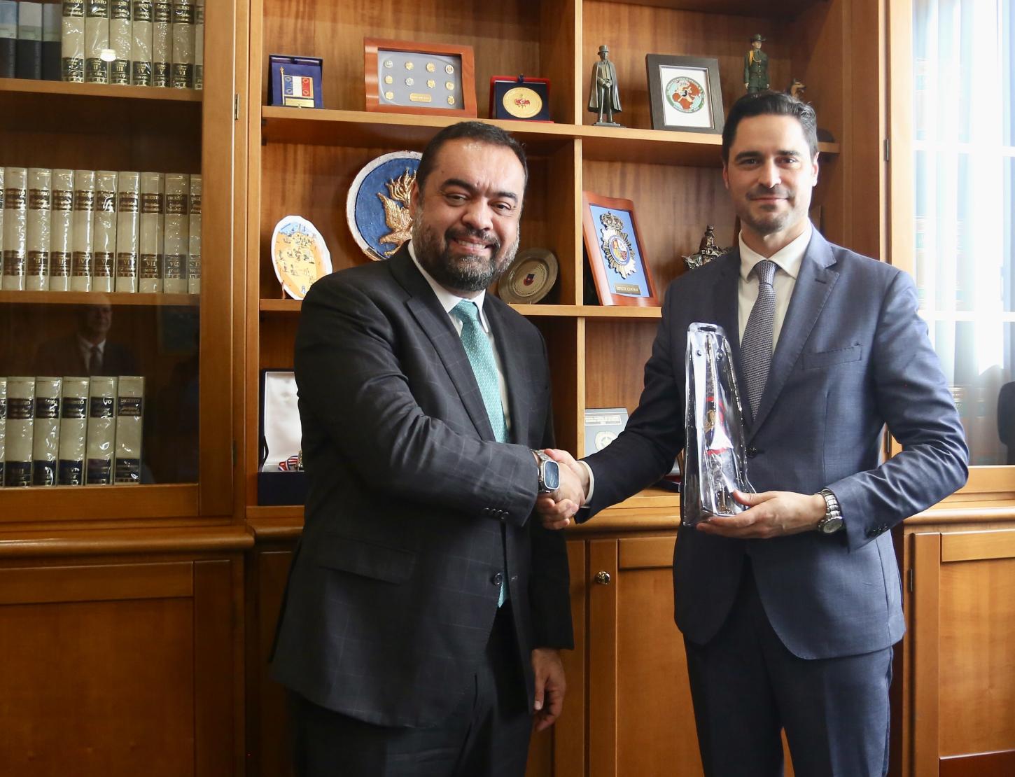 Viagem Cláudio Castro / Europa