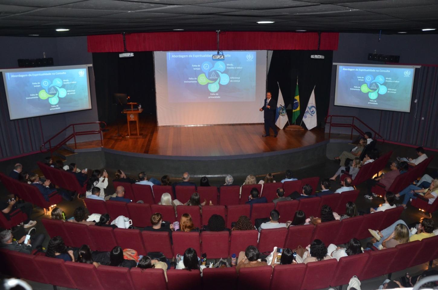 Medicina no UGB realiza Aula Inaugural e reúne grandes nomes da saúde brasileira no interior fluminense 