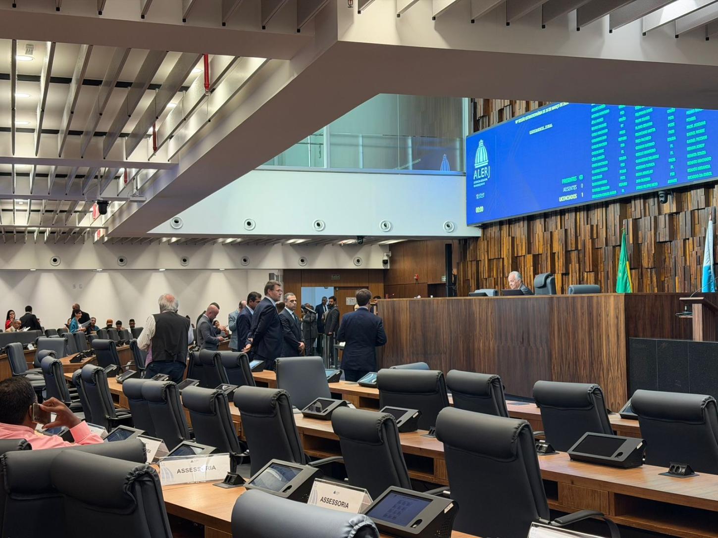 Delaroli convoca Eleição Alerj