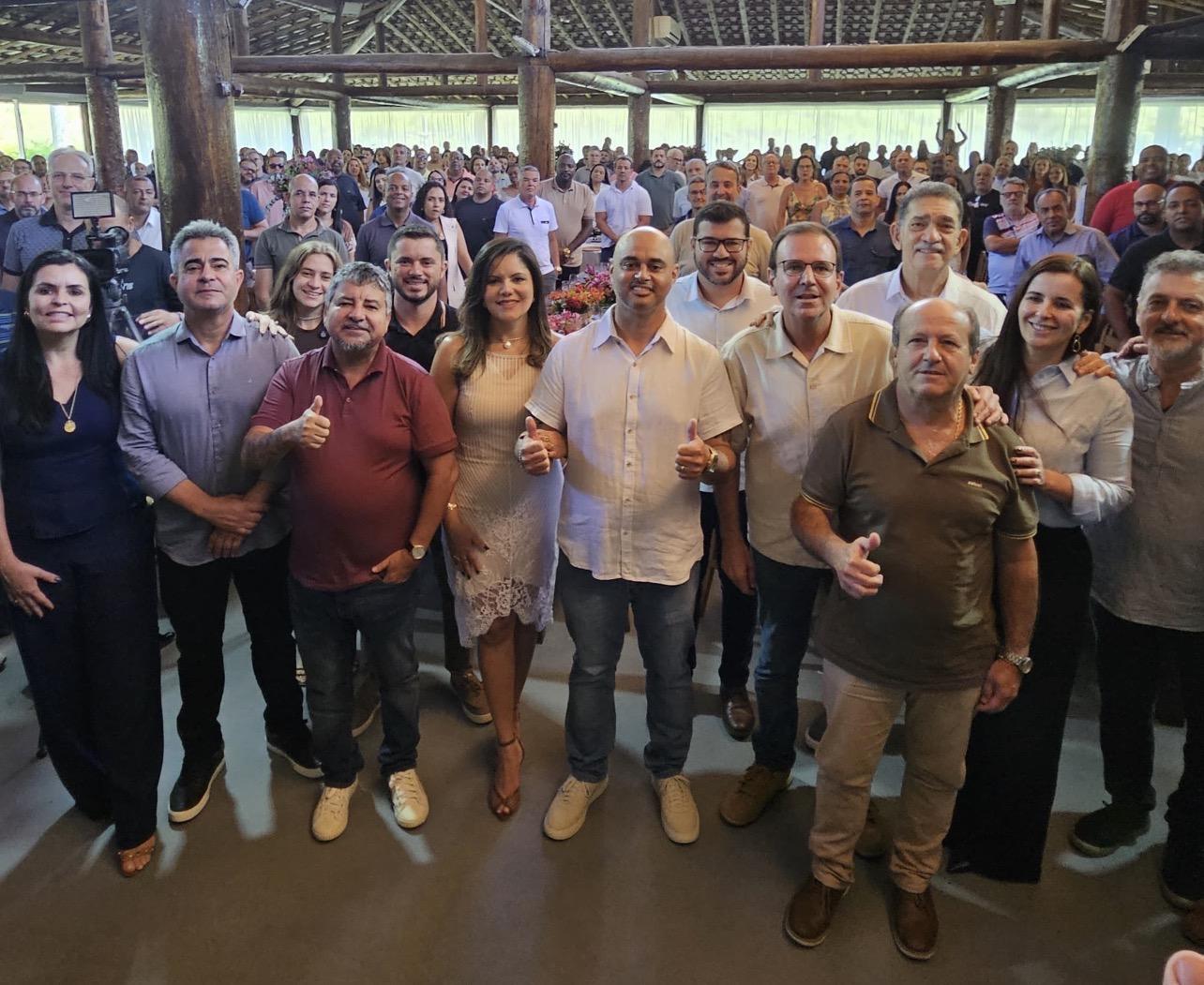 Eduardo Paes visita Três Rios e é recebido por Jonas Dico, outros prefeitos e lideranças da região