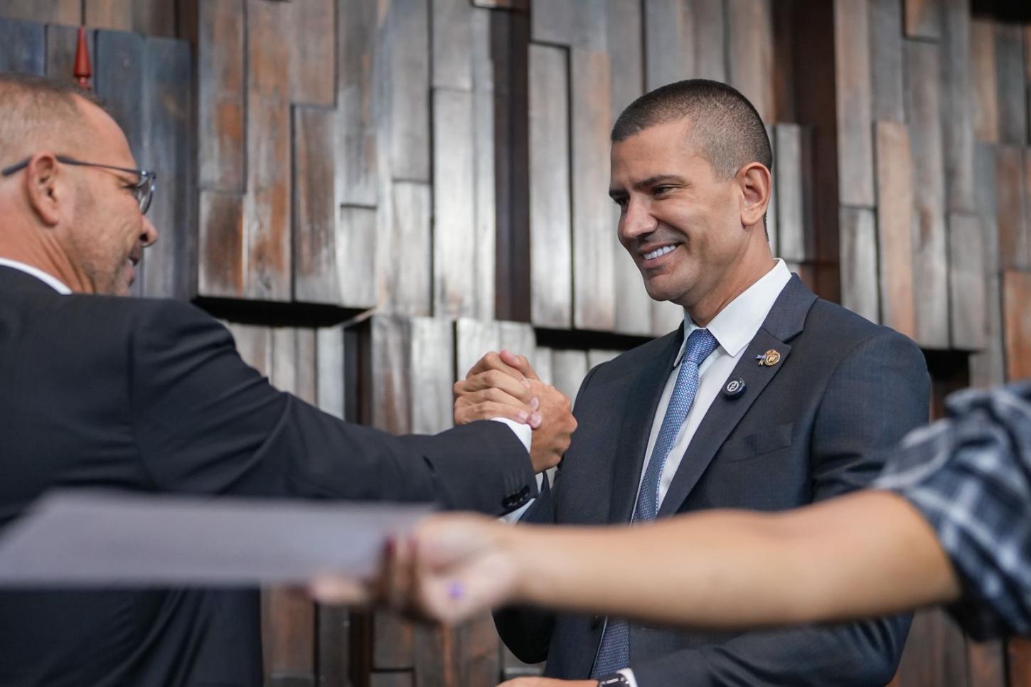 Eleição de Douglas Ruas para presidência da ALERJ abre caminho da definição para novo governador do Rio