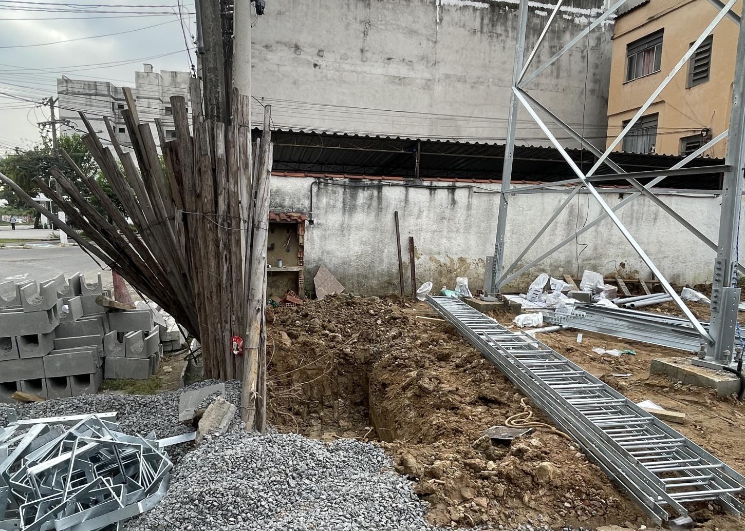 Neto ordena interdição de Torre em Volta Redonda