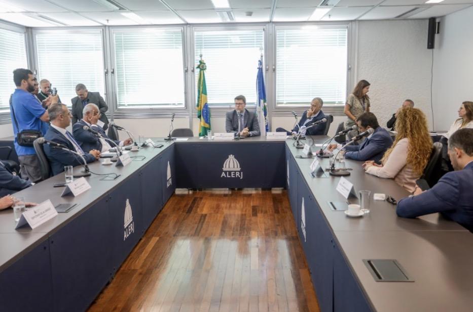 Alerj - Tutuca Assume Pres Com Orçamento
