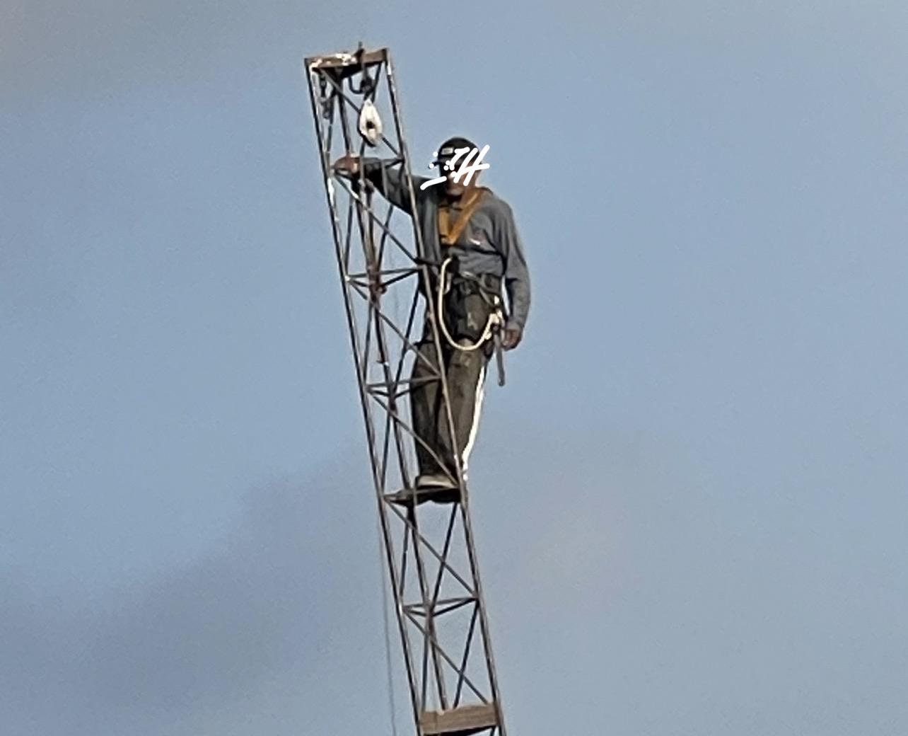 Justiça determina desmontagem da Torre