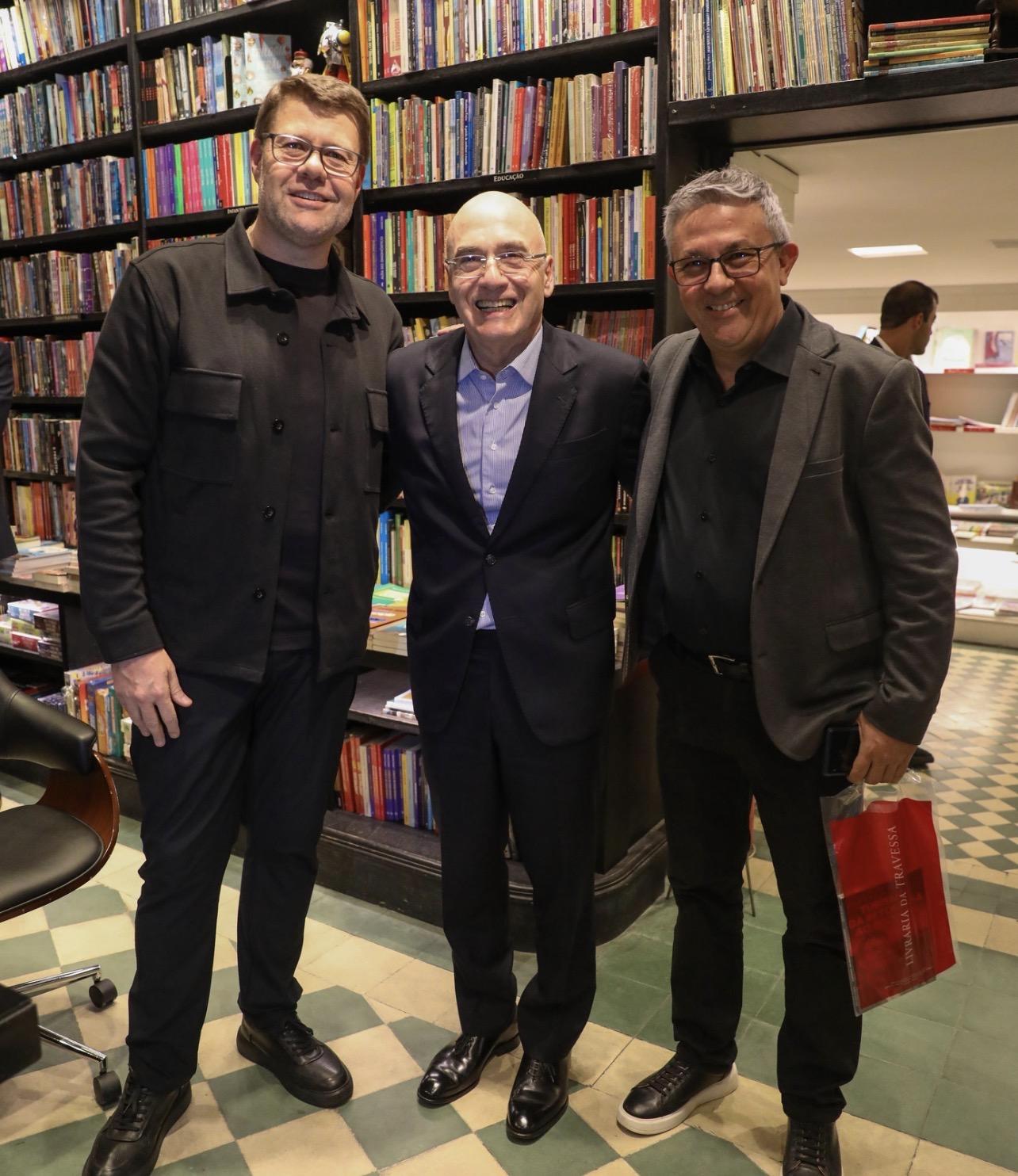 Lançamento do Livro de Gustavo Tutuca