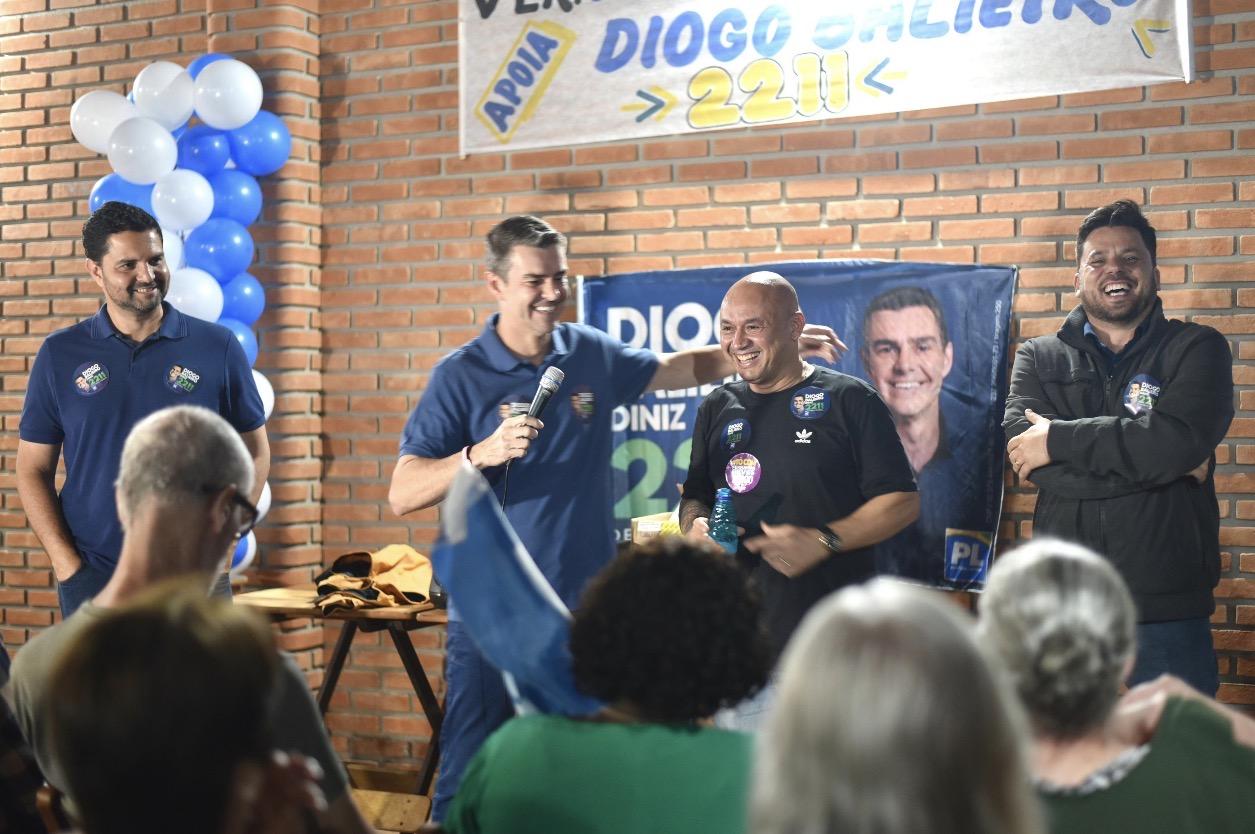 Diogo Balieiro faz campanha em Itatiaia
