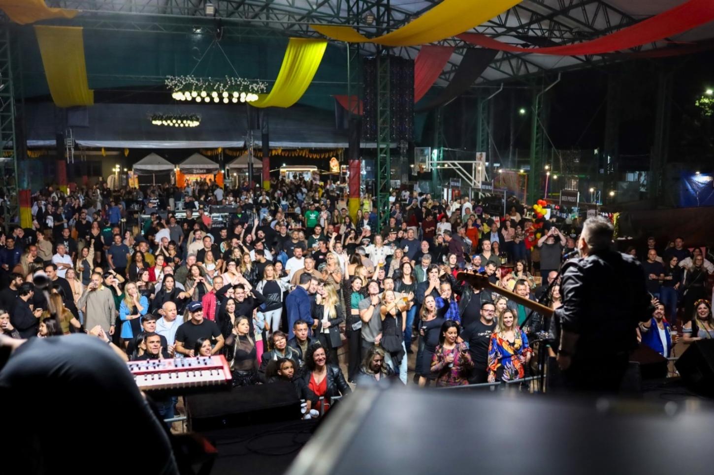 Festa no Clube dos Funcionários VR