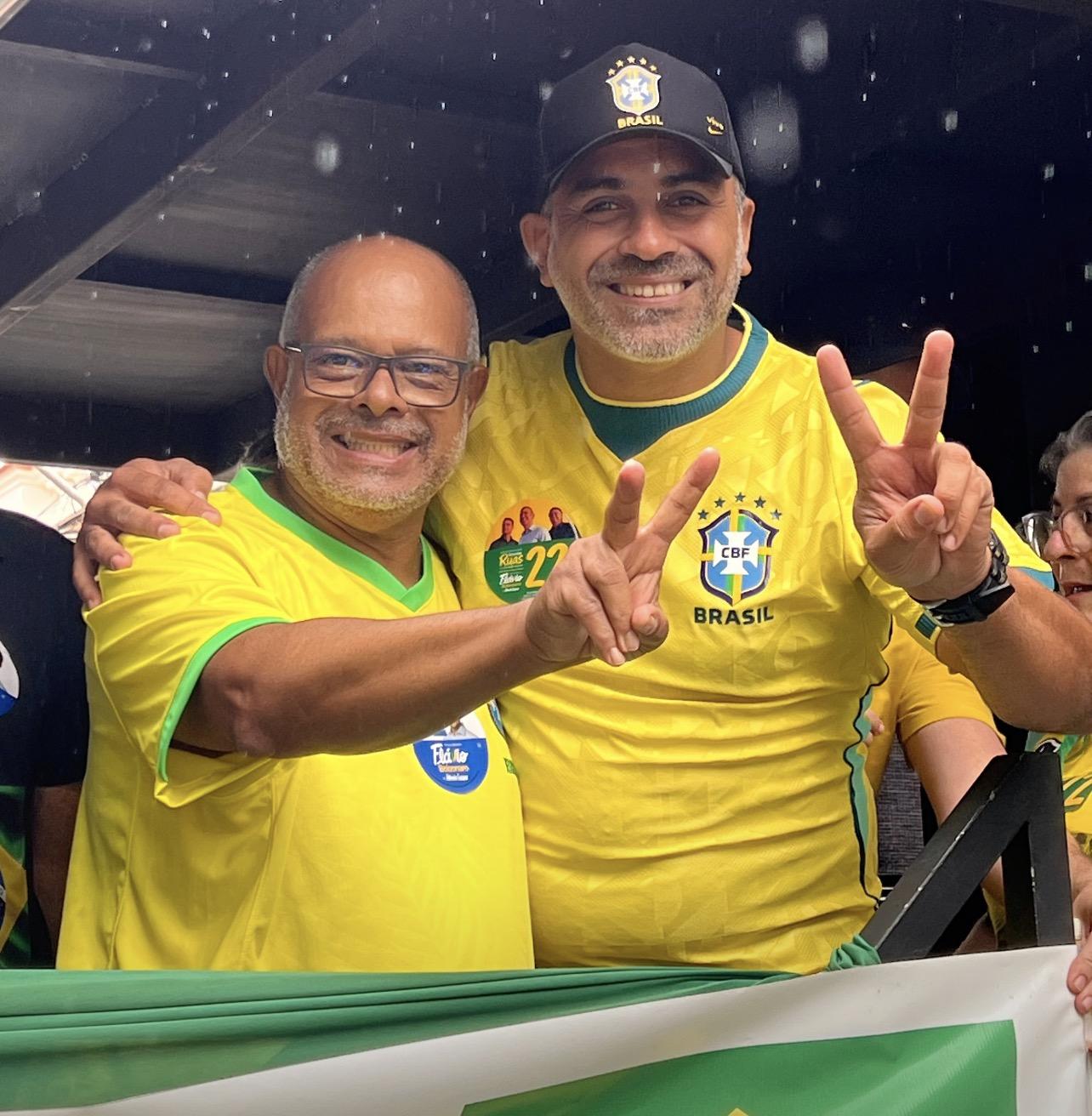 Caminhada reúne lideranças e marca ato em apoio a Flávio Bolsonaro em Valença