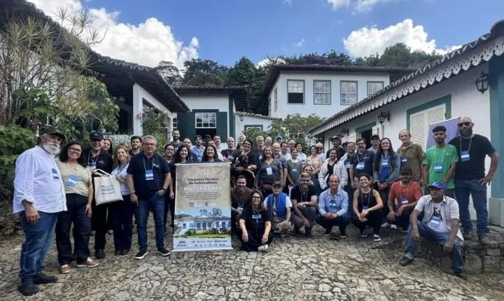 Evento “Mãos nos Grãos” realizado na fazenda Florença em Conservatória marcou o dia mundial do café. 